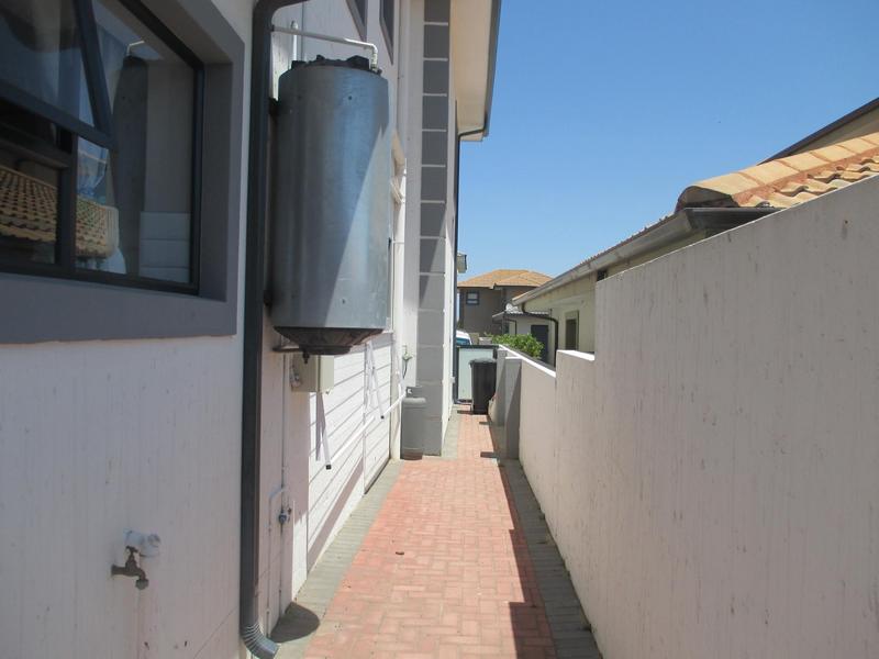3 Bedroom Property for Sale in Dana Bay Western Cape